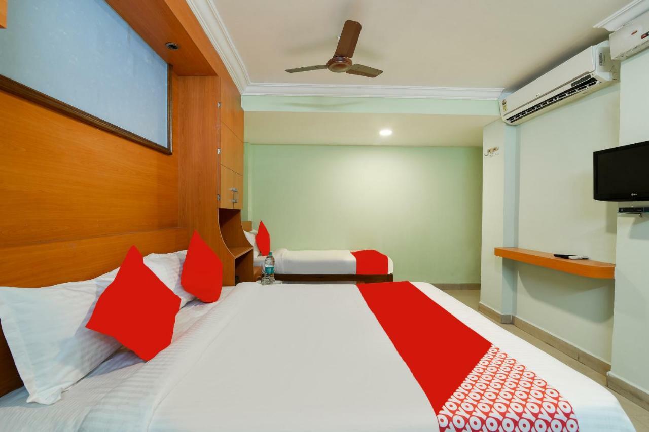 Bagya'S Residency Hotel Anantapur Exterior photo